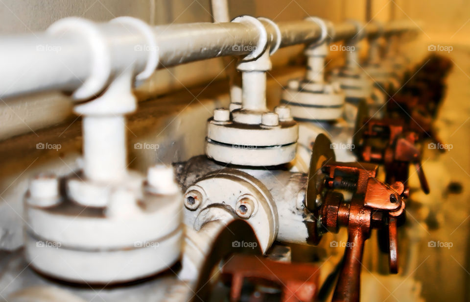 close closeup wheel equipment by hlehnerer