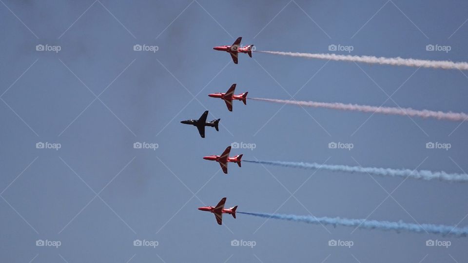 Red arrows