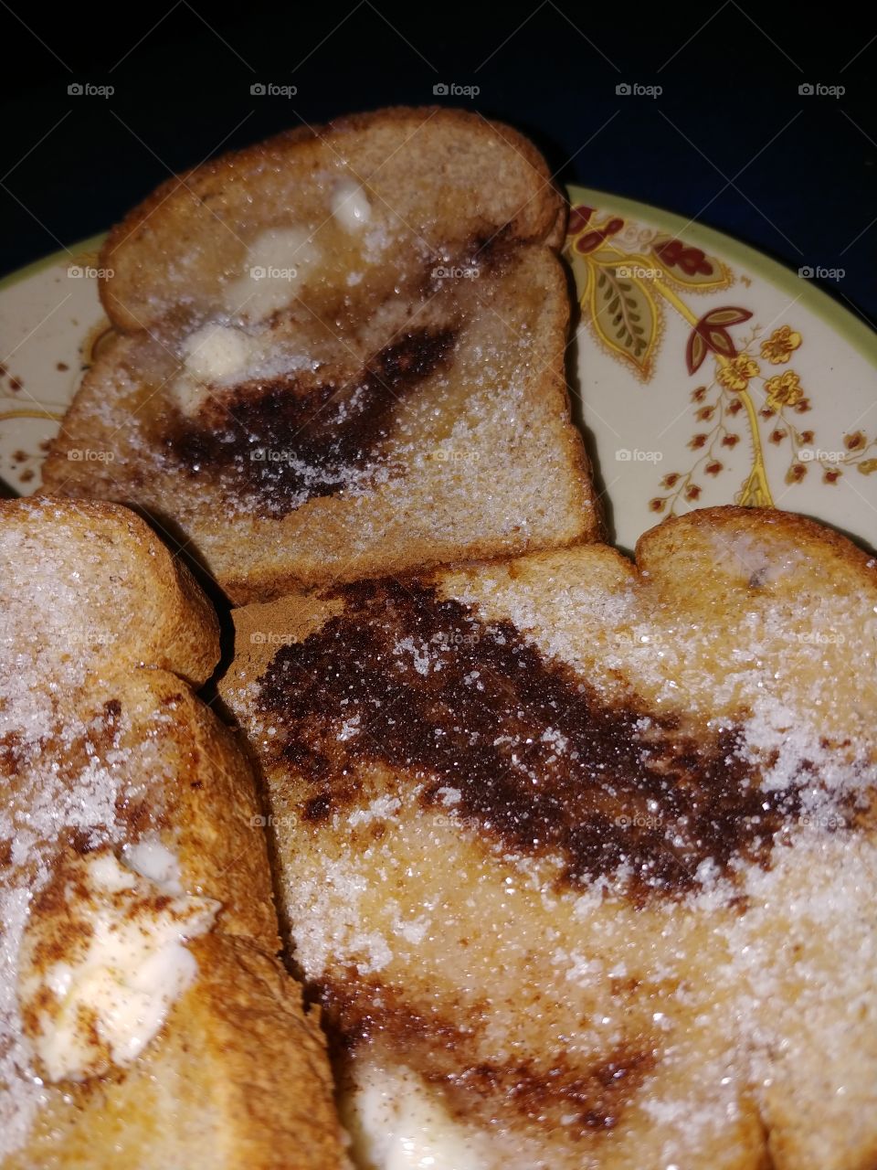 plate morning toast cinnemon sugar