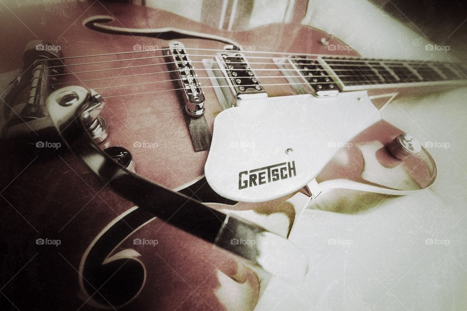 Guitar. Retro