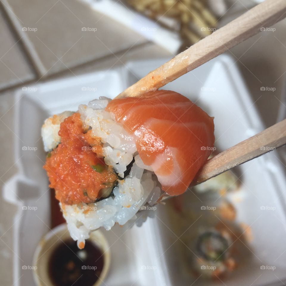 Who doesn’t love sushi?!? Mouthwatering!