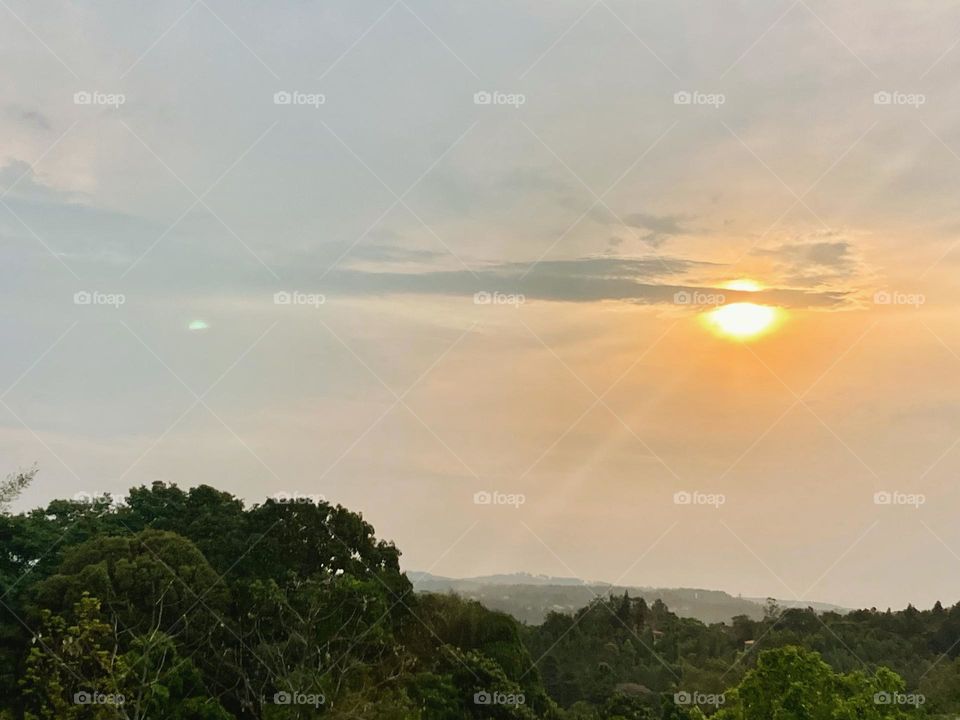 🌇🇺🇸 An extremely beautiful sunset in Jundiaí, interior of Brazil. Cheer the nature! / 🇧🇷 Um entardecer extremamente bonito em Jundiaí, interior do Brasil. Viva a natureza! 
