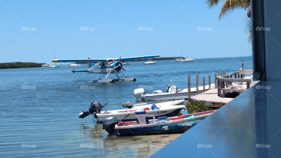 seaplane