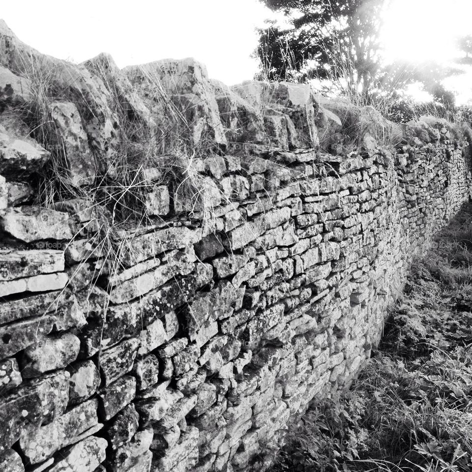 Wavy dry stone wall