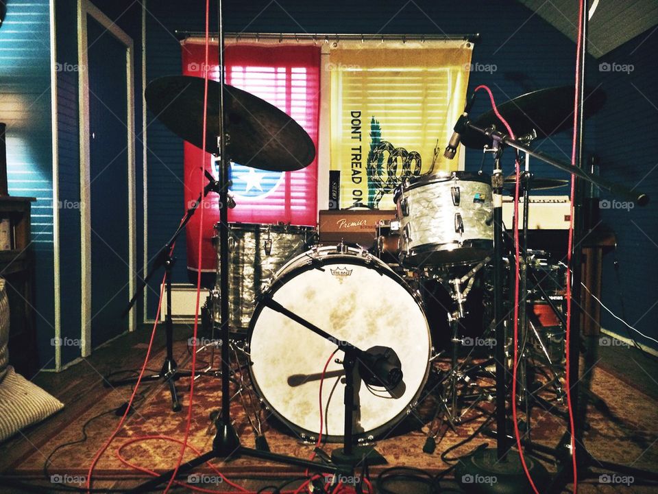 Studio drums 