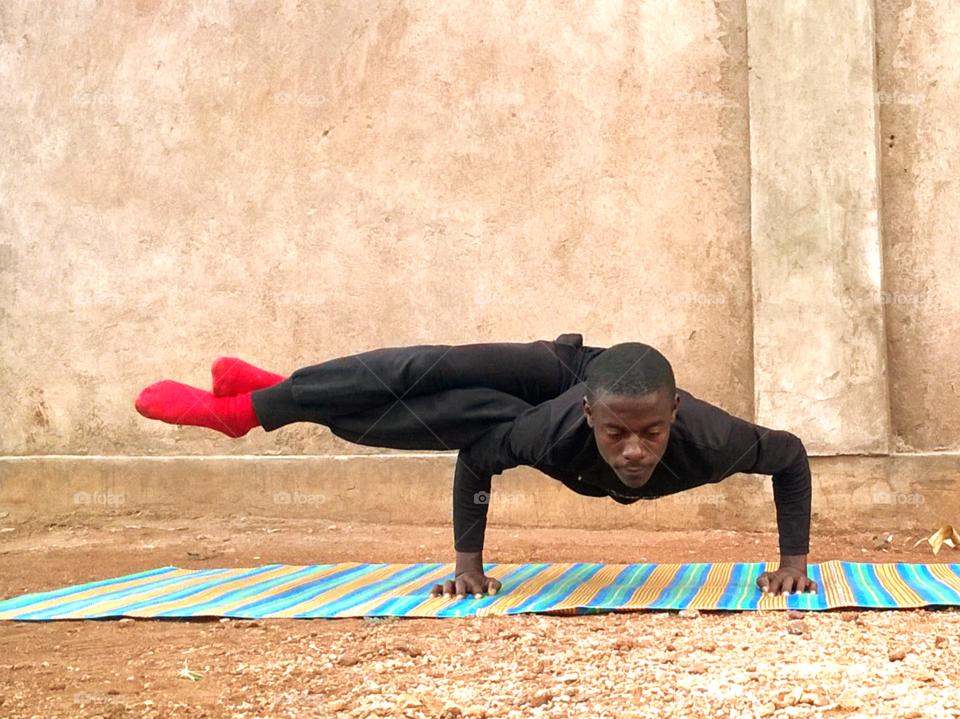 Side crane yoga pose. The pose needs to be repeated the other side. It works for the abdominal muscles and ribs, and arms too!