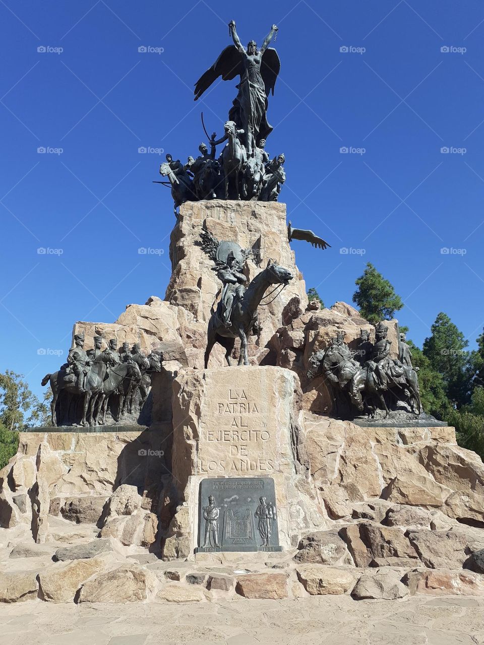 monumento a la Patria en Mendoza