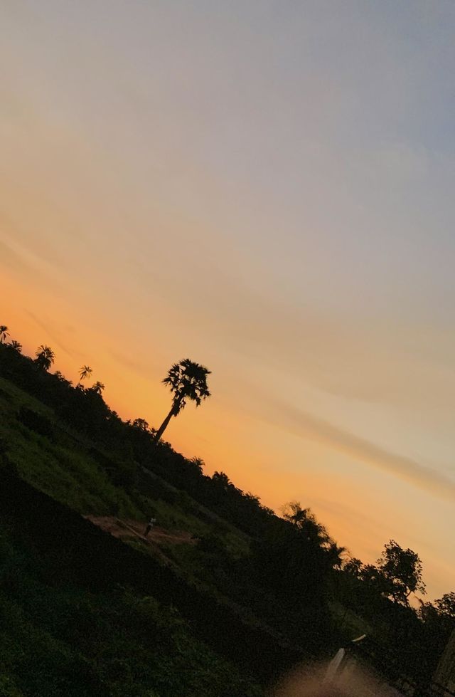 The sun is down,good night people tomorrow is another day 