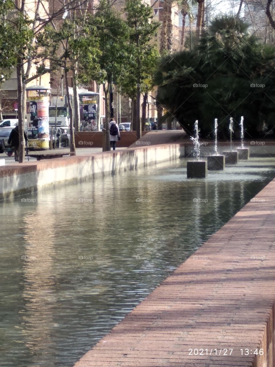plaza con fuentes de agua Prim