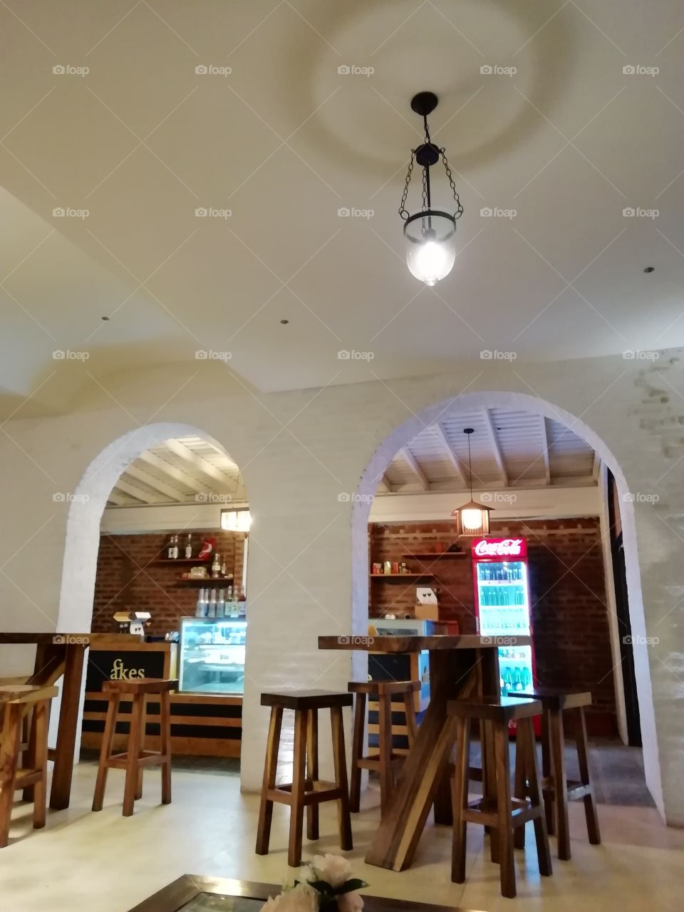 Cafés are still empty 😕