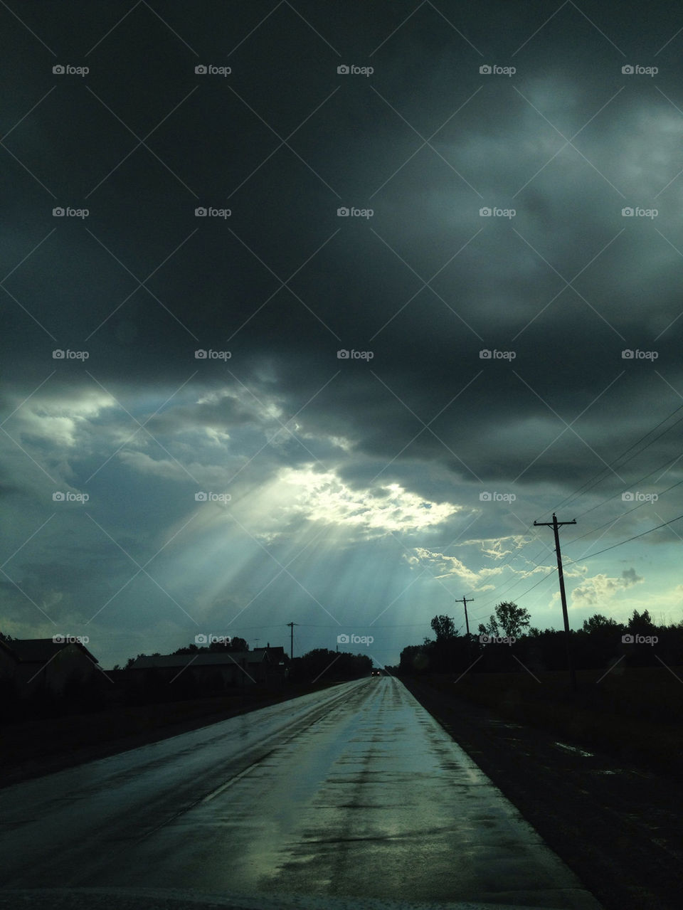 sky light dark clouds by somebeach