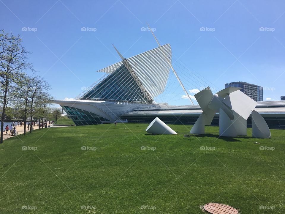 Milwaukee Art Museum.