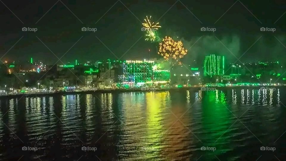 A very beautiful picture, and there is no better picture than it. There is no better picture of green herbs and colorful, red and white roses than it. Glory be to God, the natural and picturesque view, and there is no more