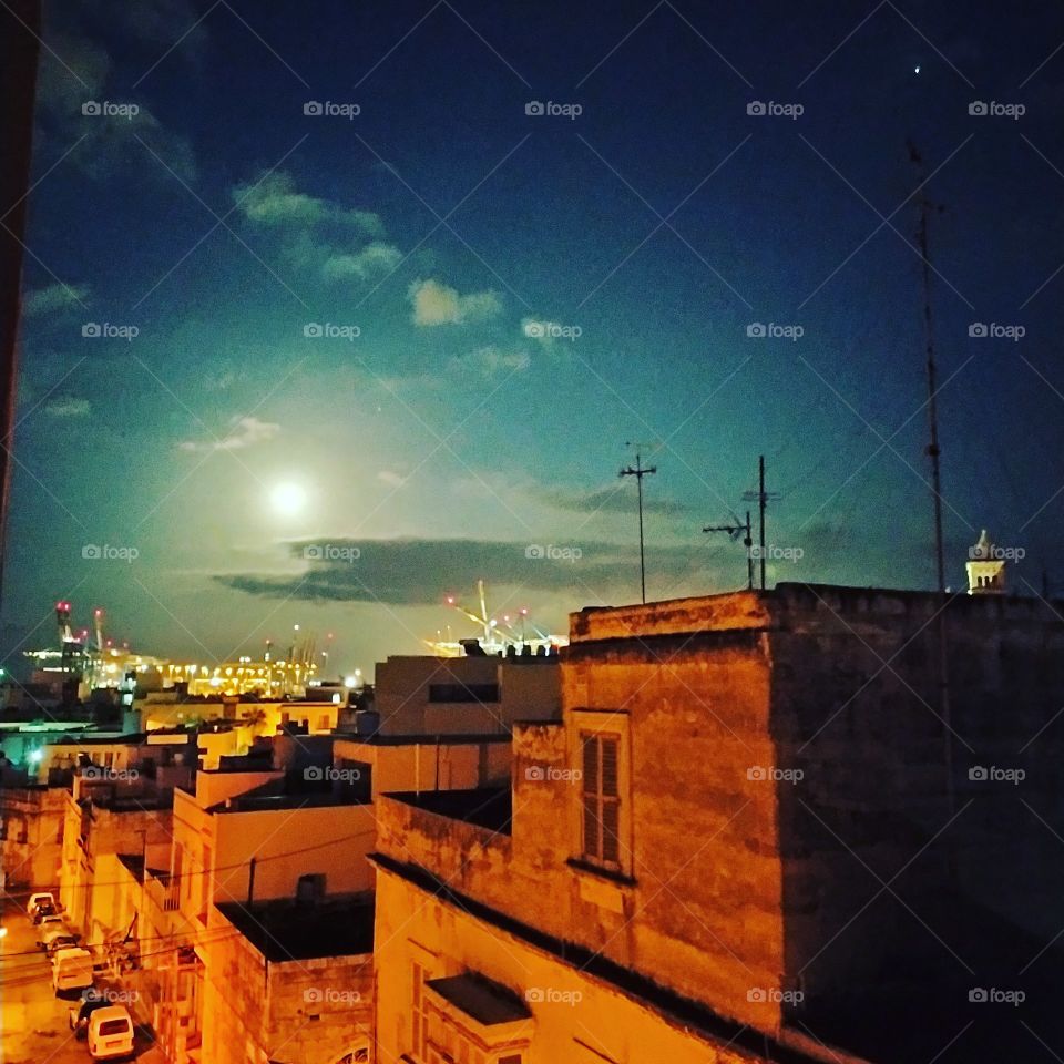 fullmoon from Malta