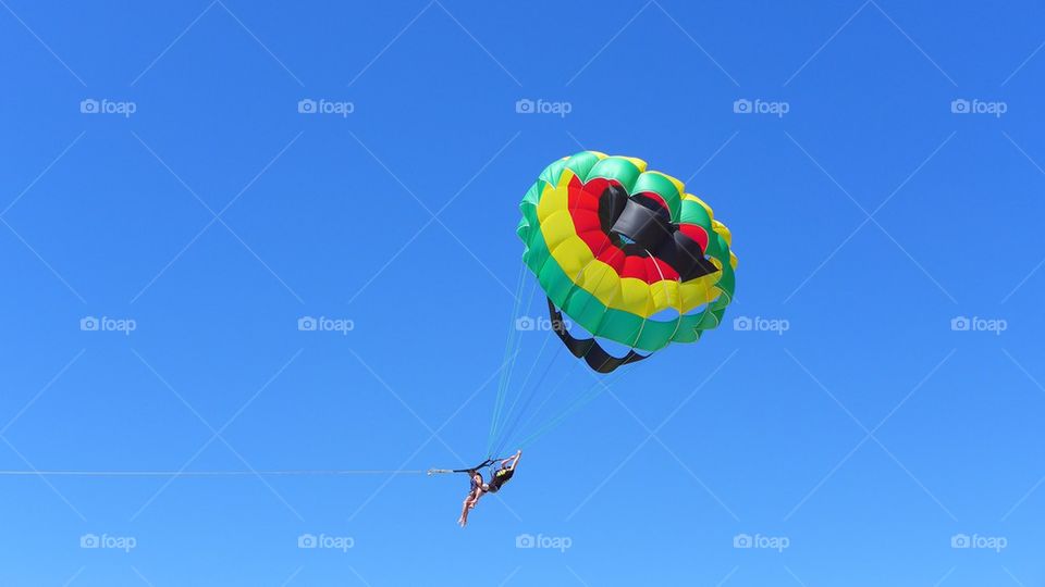 Tandem parasailing