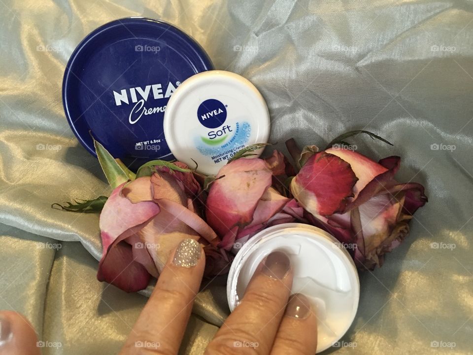 Nivea soft creme with roses 🌹