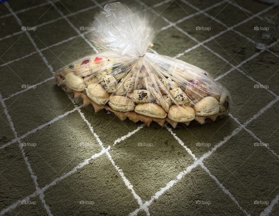 Mixed pastries with soft drink