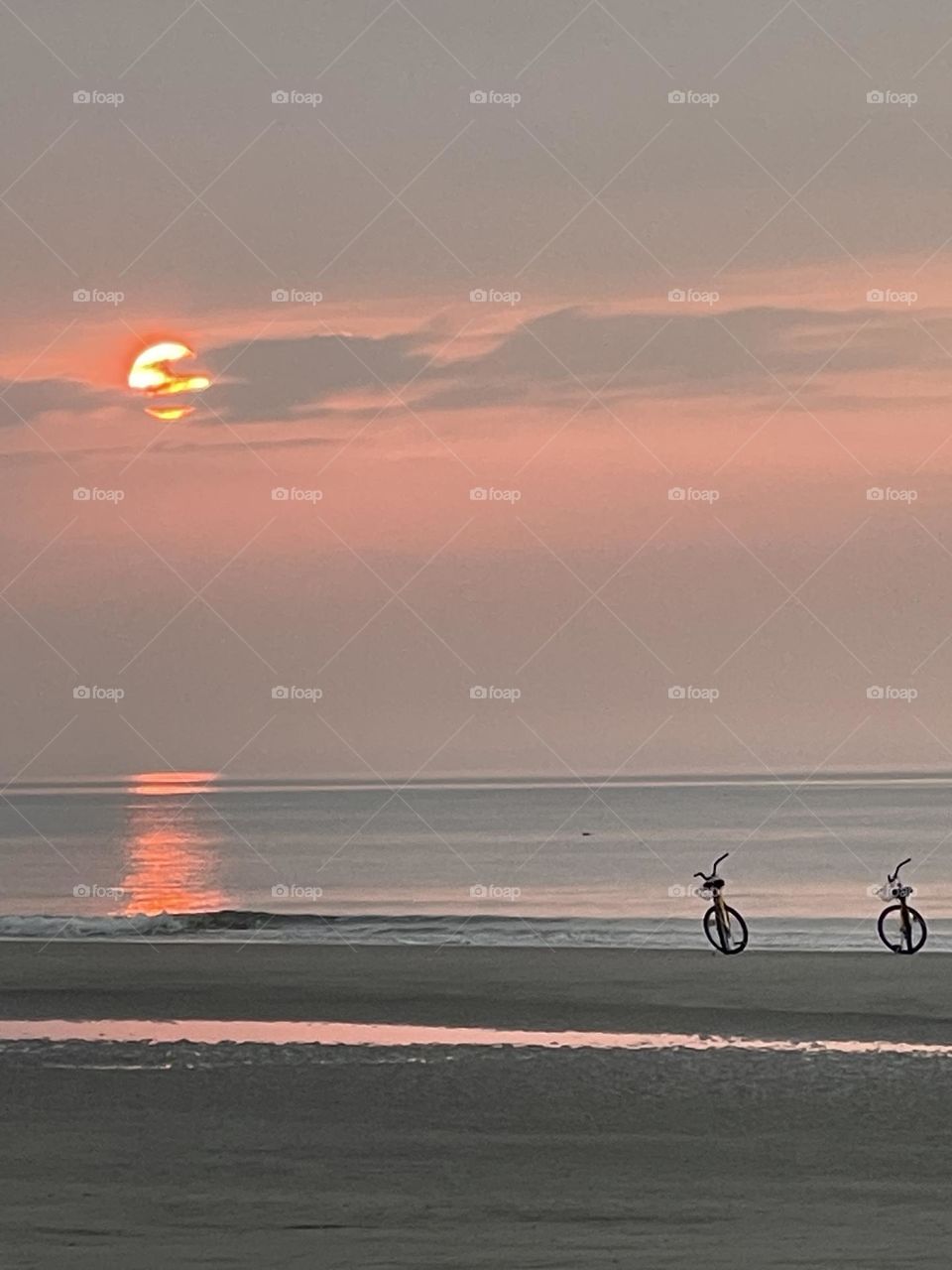 Sunrise in Hilton Head over the Atlantic 