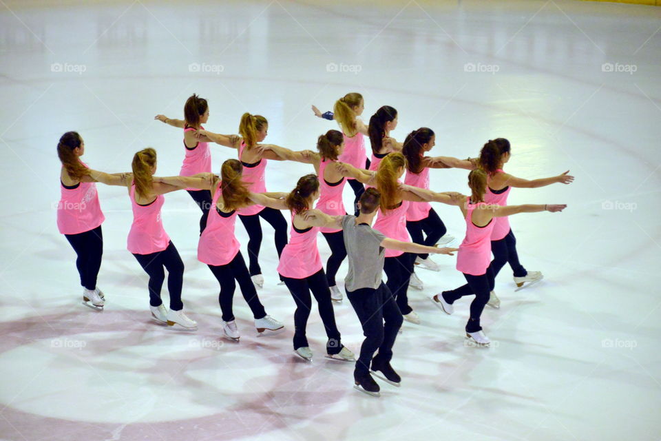 synchronized ice skating