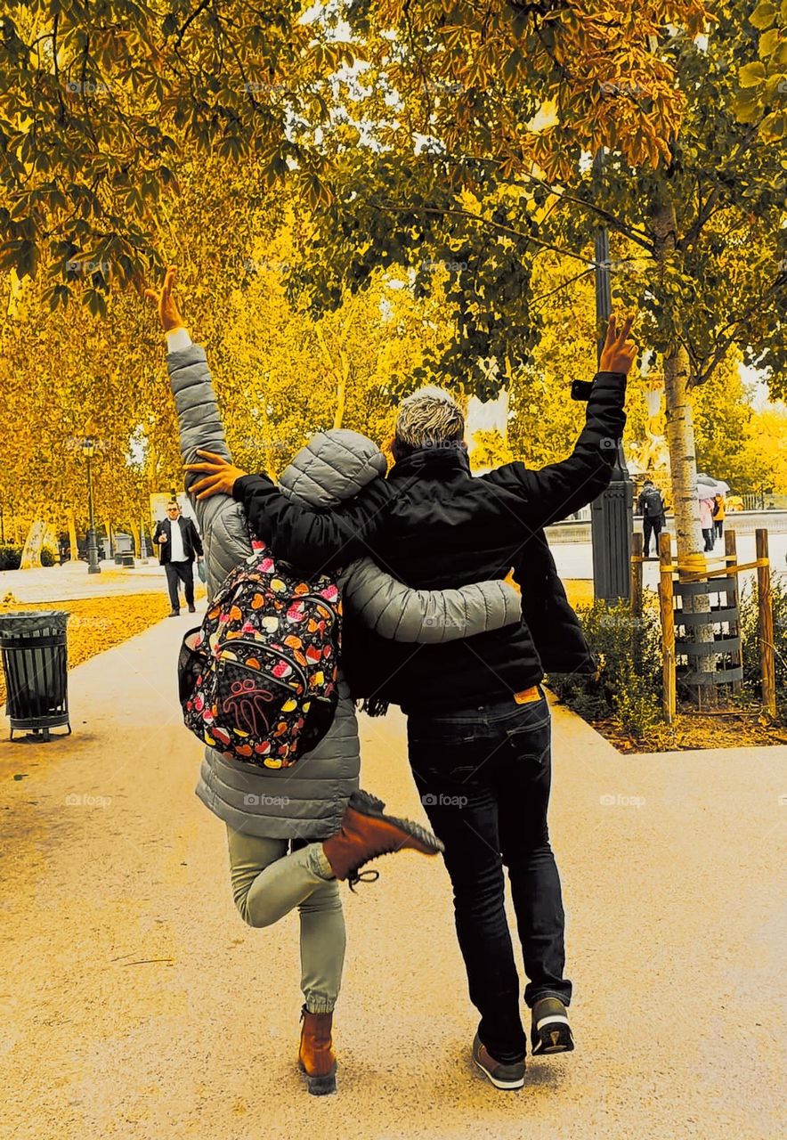 hermanos por elección.