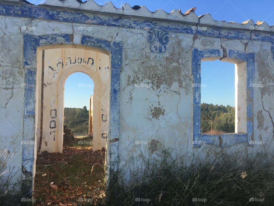 Perspective with open house