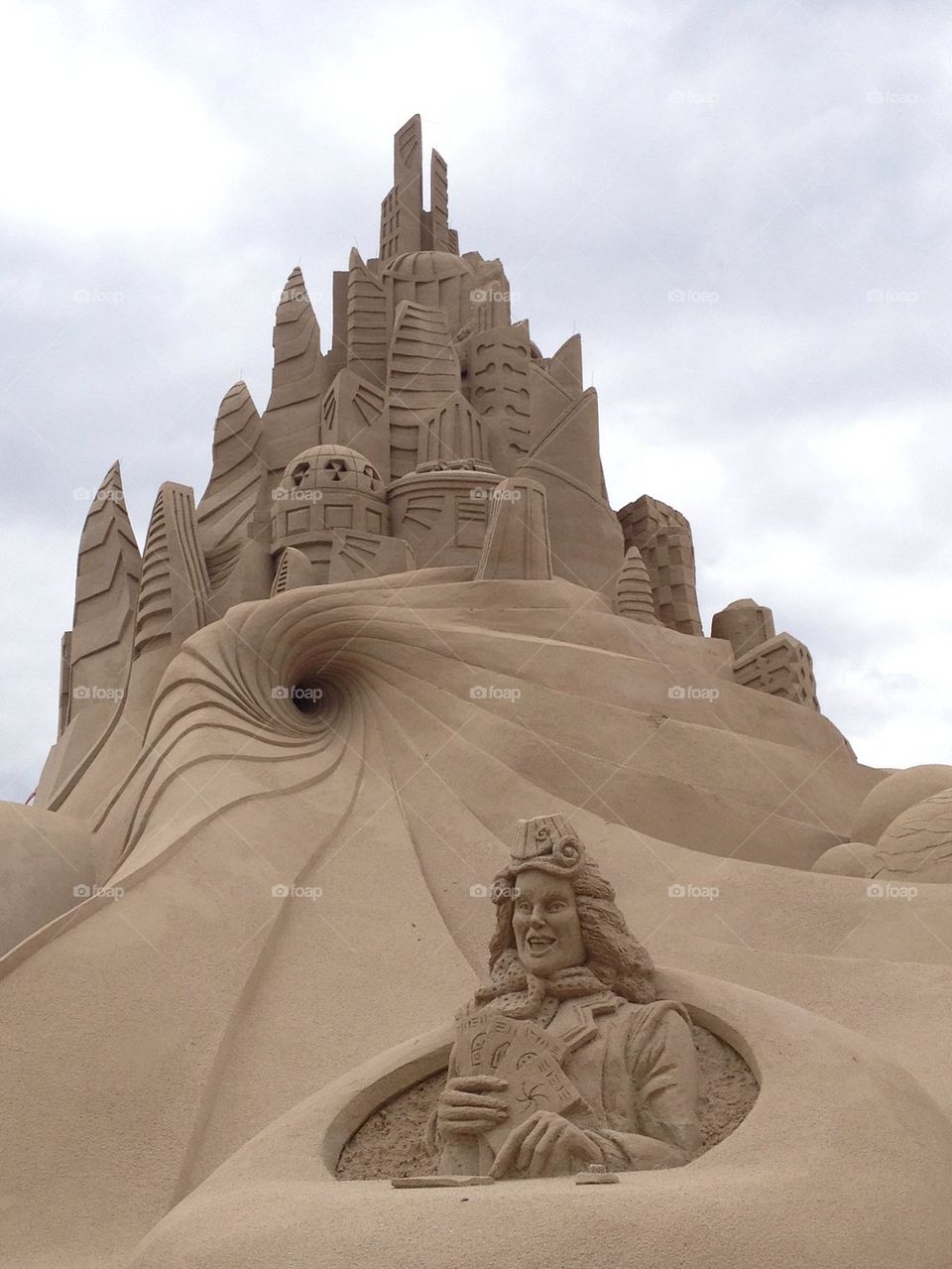 Futuristic Sandsculpture.