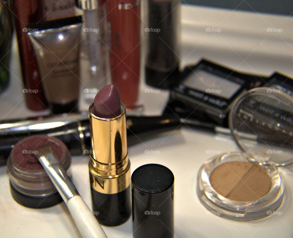 Makeup Products & Brush