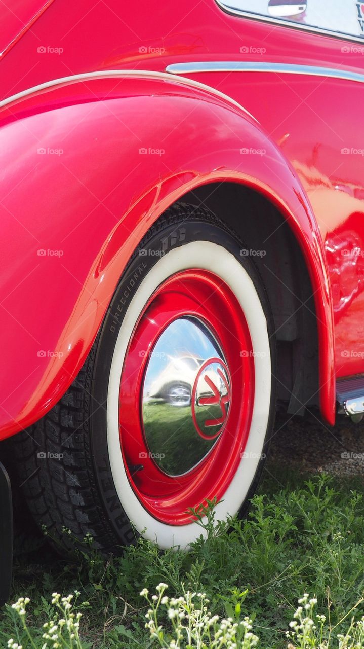 Red fender vw bug detail