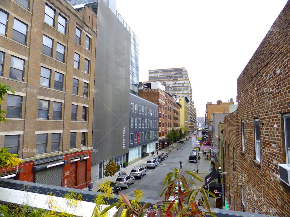 NEW YORK CITY HIGH LINE PARK ROWS OF BUILDINGS