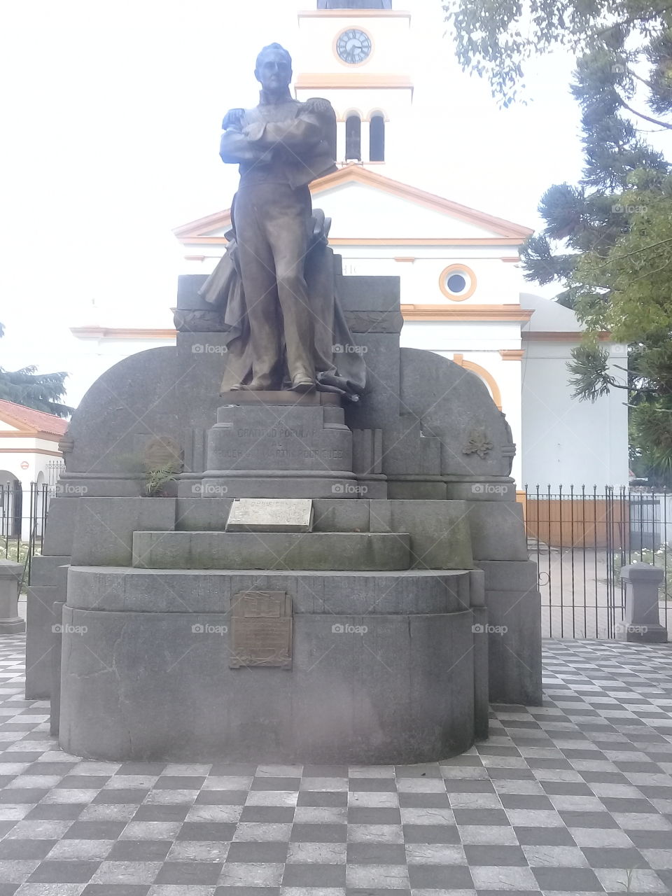 monumento emblemático en honor a un prócer local. General Rodríguez, provincia de Buenos Aires. Argentina