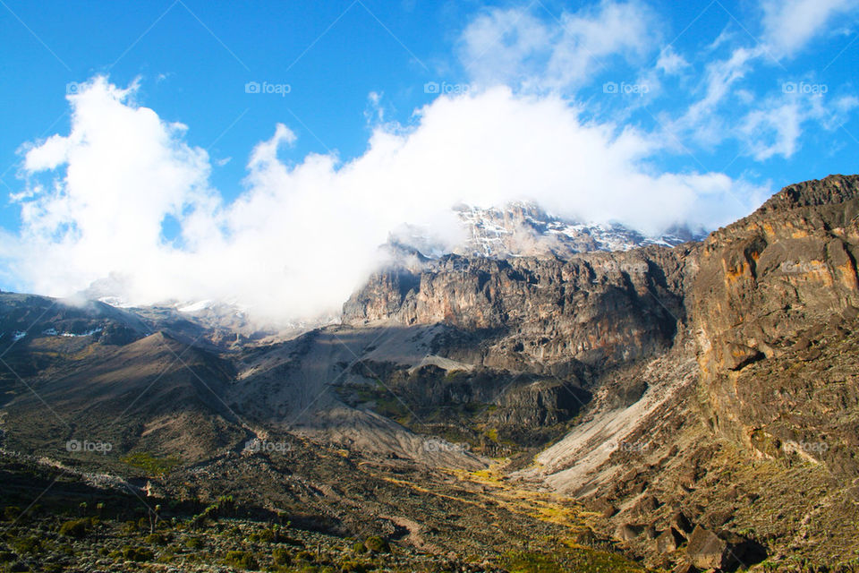 sky wall cloud rock by dannytwotaps