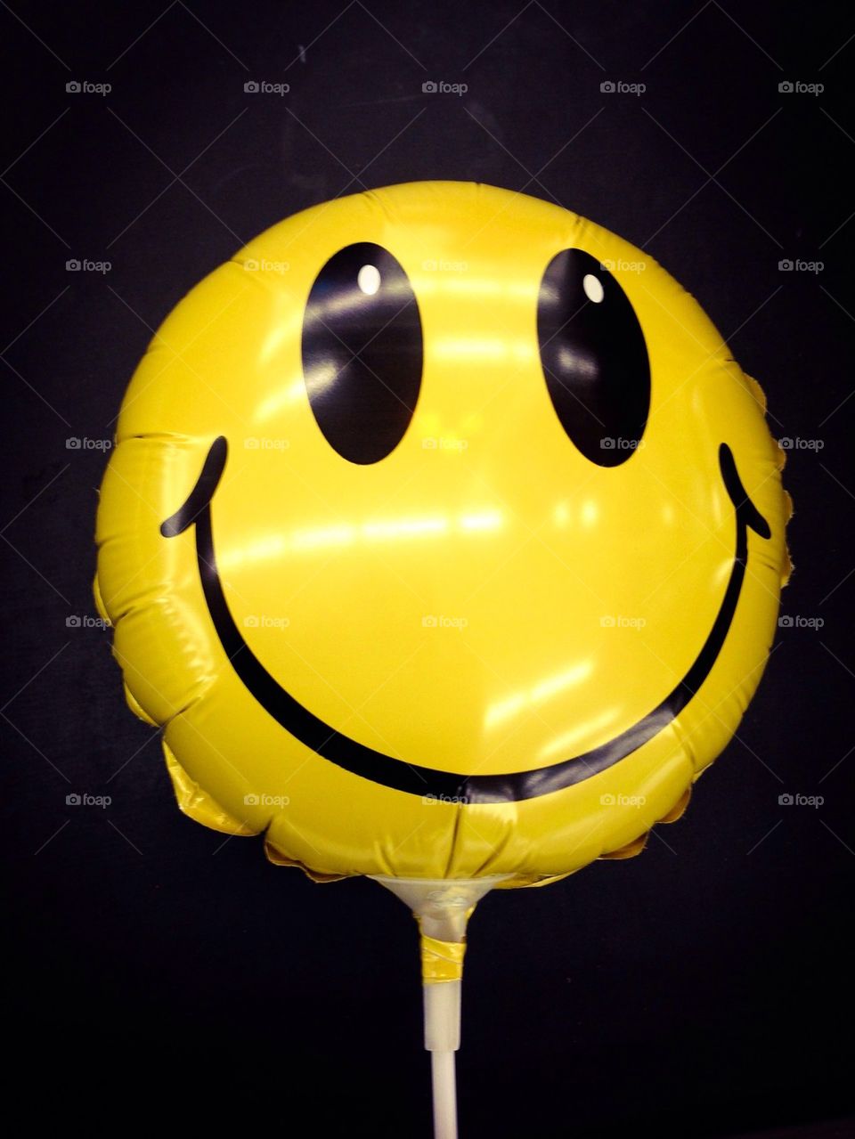 Smiling happy face balloon