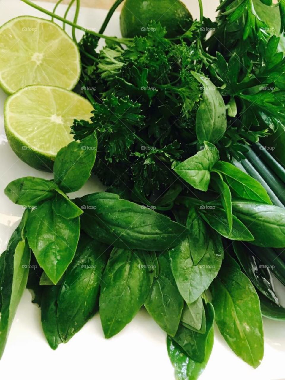 Fresh basil, lemon & parsley