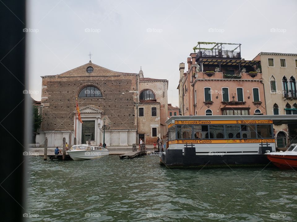 Venecia y sus vistas desde el vaporeto