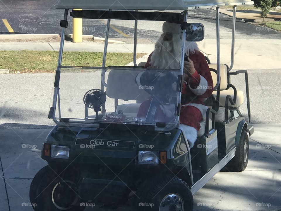 Santa comes to Florida