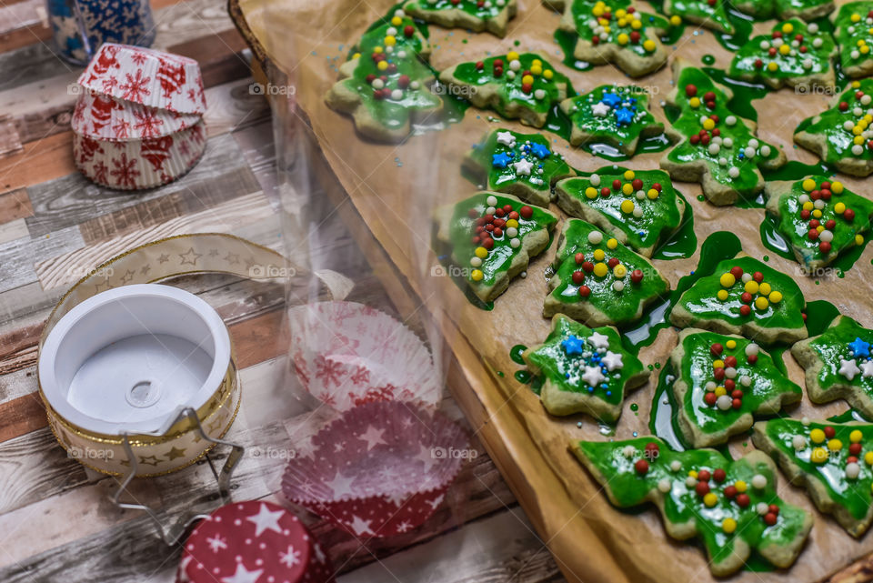 backing christmas cookies