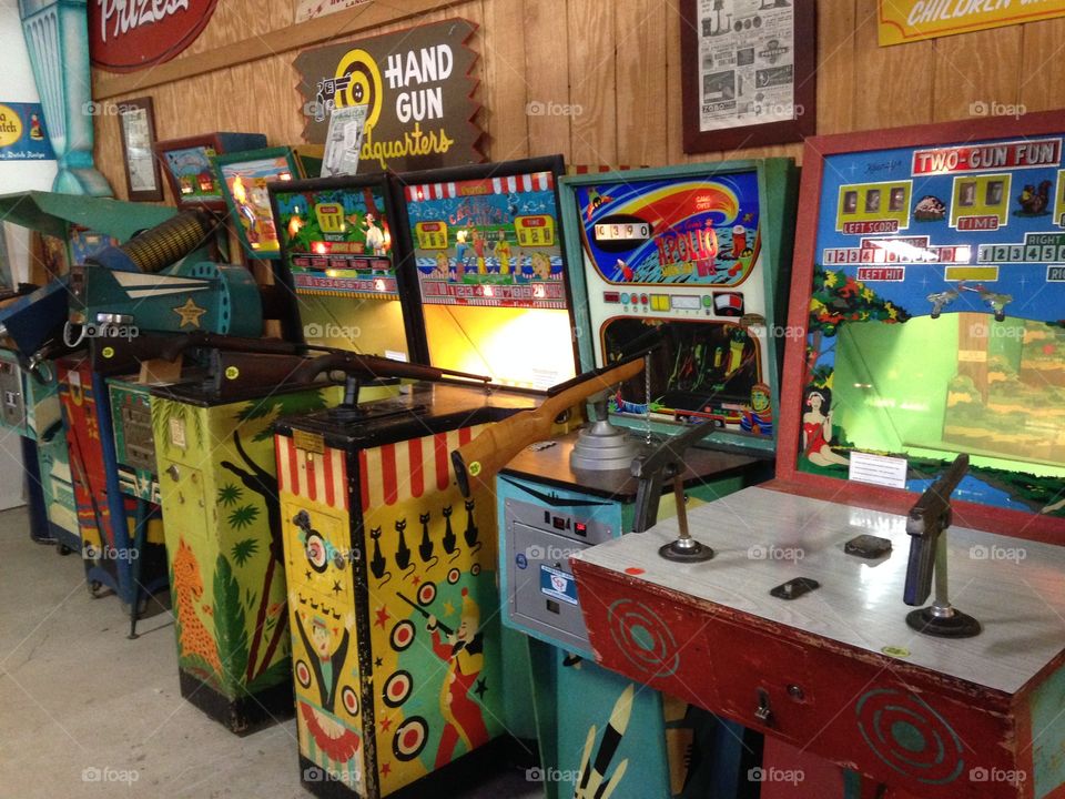 Pinball machines 