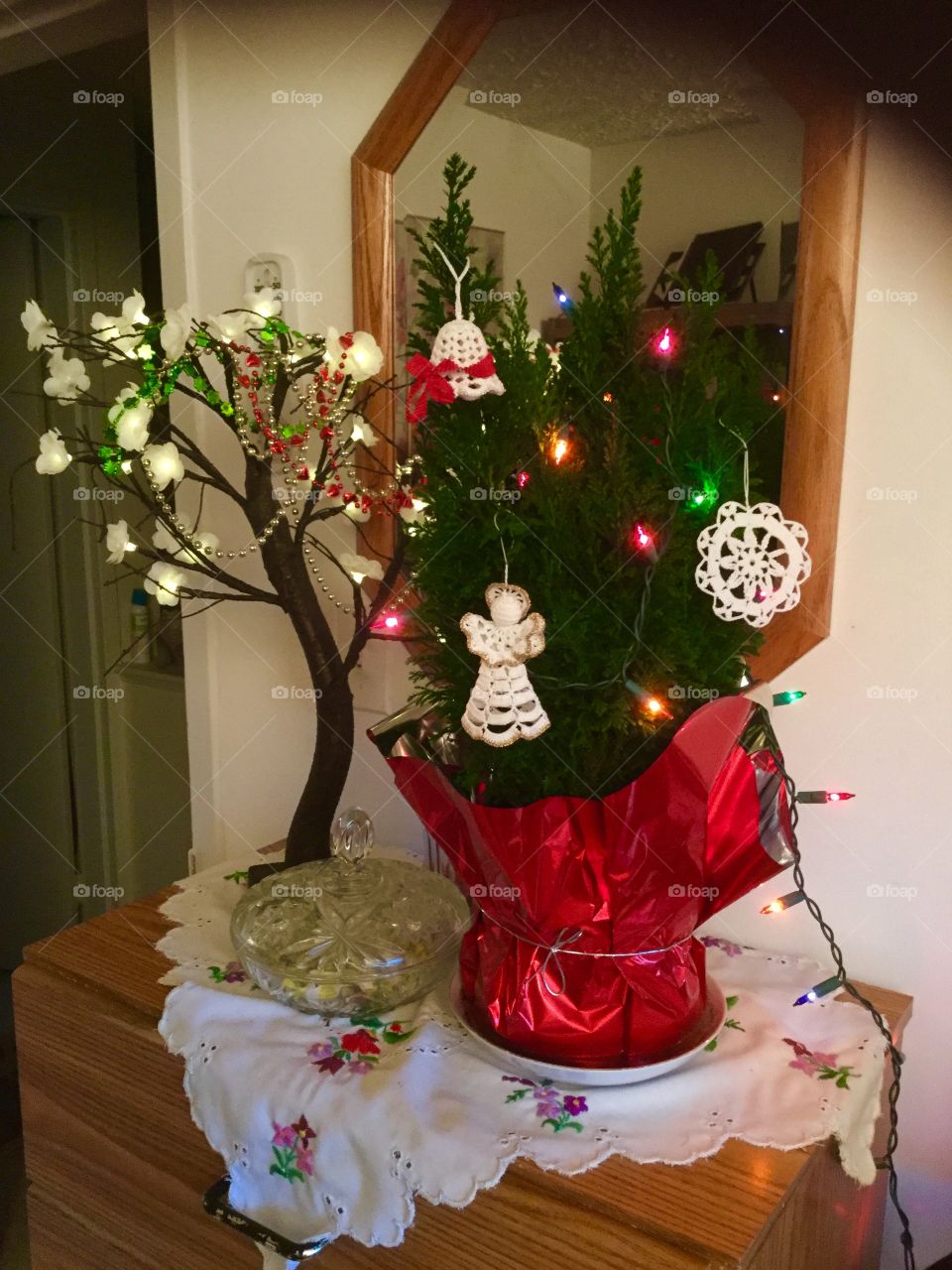 Mini Christmas tree and ornaments 