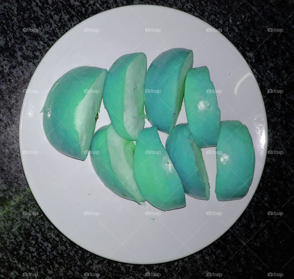 One apple a day, keeps the doctor away.