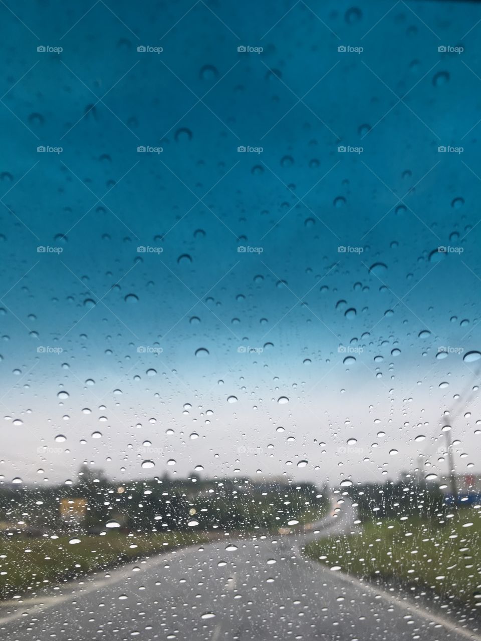 Chove, #chuva! Refresque o #sábado, por favor (mas não exagere, ok?).
Olha a Estrada de #Itupeva, que visual incrível!
☔️ 
#paisagem #amanhecer #fotografia #photography #landscapes #Jundiaí #rodovia 