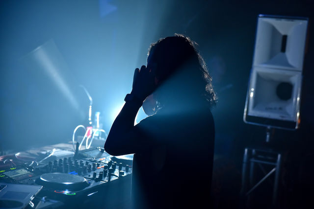 dj from behing