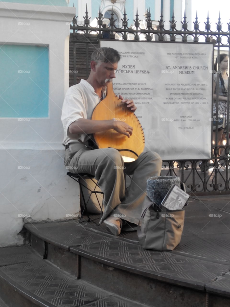 street artist plays. kiev Ukraine music players