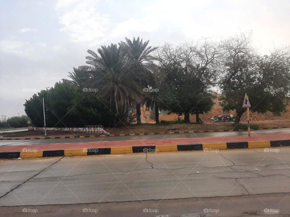 Please help me, I am very poor, I need your support and God is in need