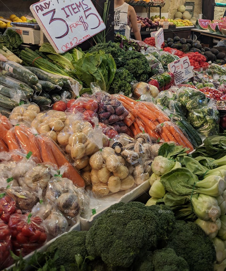 bright, fresh vegetables had a beautiful market