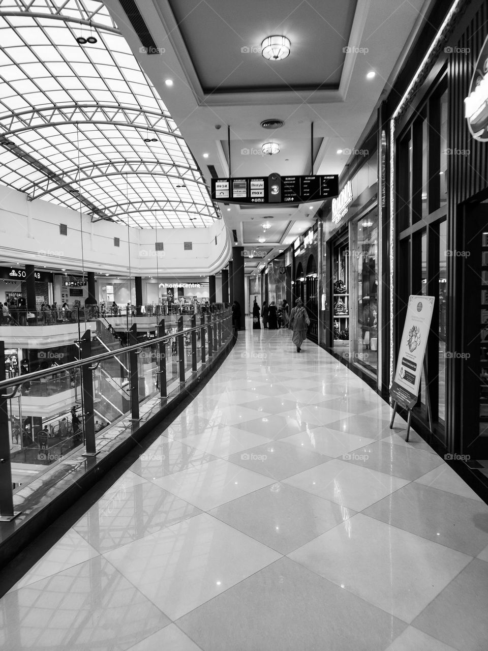 Architectural view of a corridor In a shopping mall