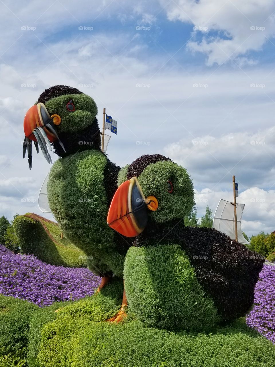 Puffins garden art