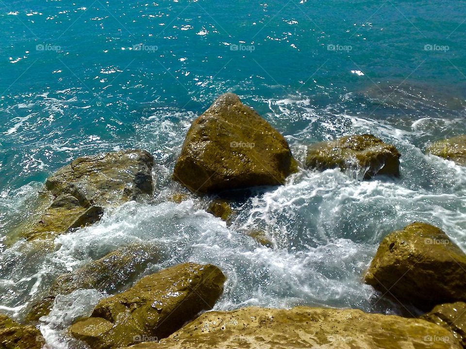 Sea and stones