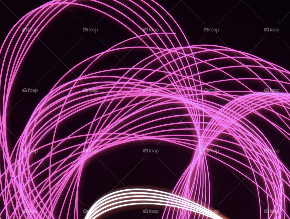 Painting with light, abstract fuchsia circles