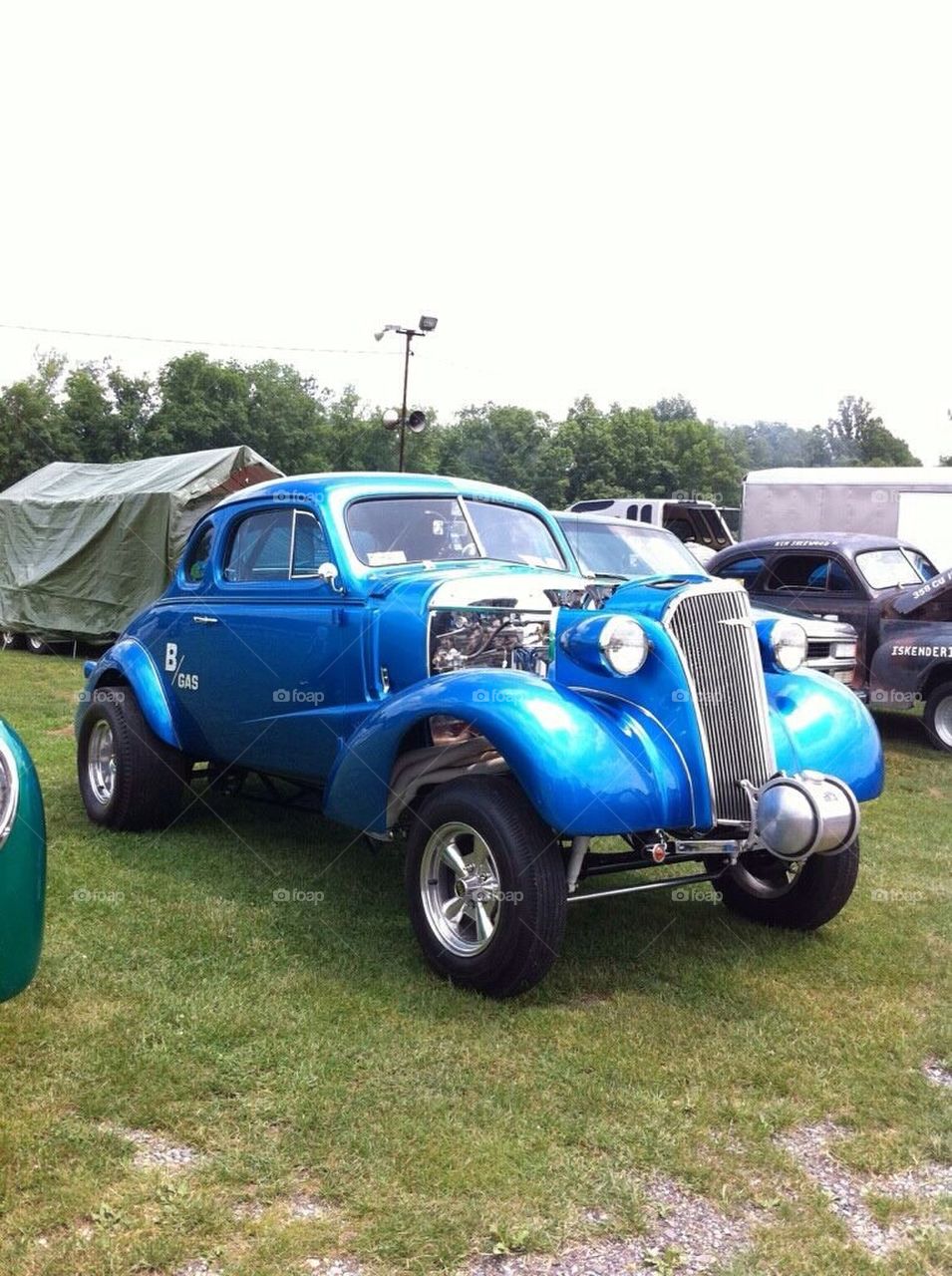 Blue car