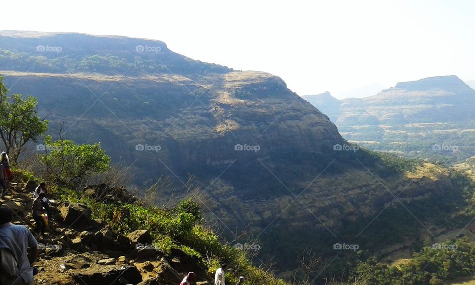 Road trip with friends at Harishchandra fort